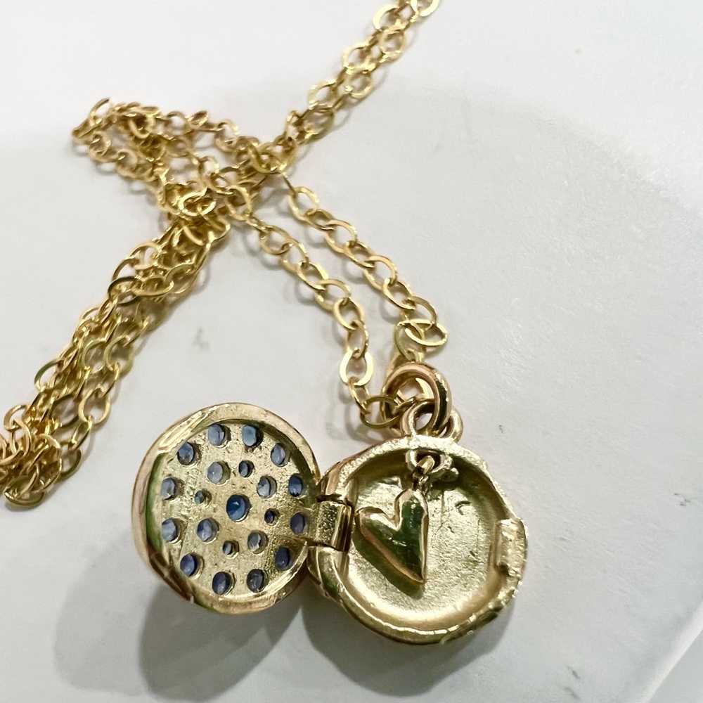 ILA Zerrah Locket - Picture 7 of 11